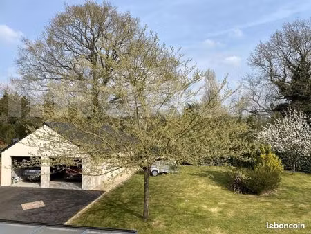 maison 9 pièces 210 m²