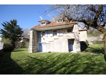 maison à vendre 5 pièces de 102 m² sur terrain clos de 520 m² à ordonnaz (01)