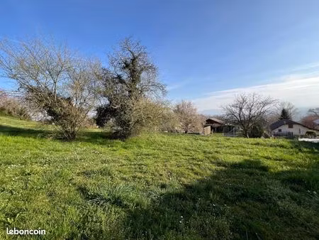 terrain 1 015 m² saint eusebe