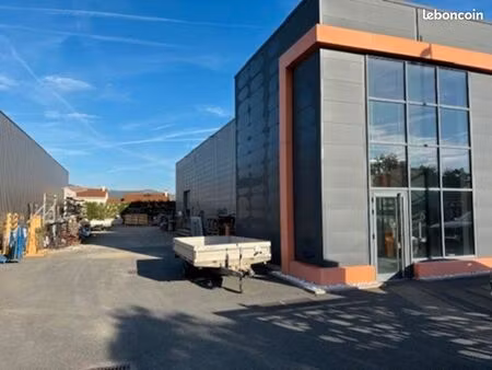 local 1000 m² saint paul en jarez