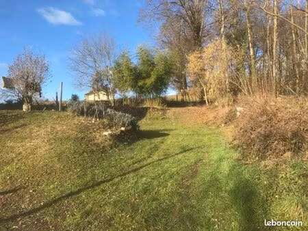 vends terrain de loisirs