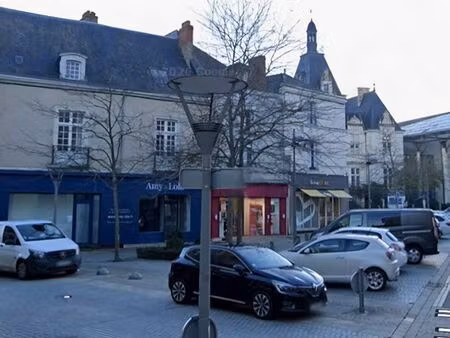 local commercial 144 m²