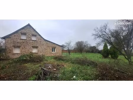 maison de campagne en pierre