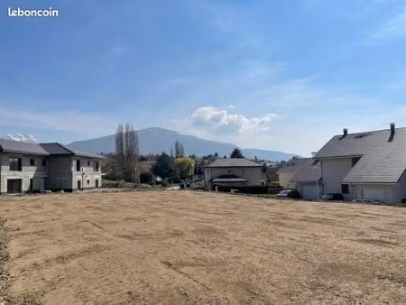 terrain 500 m² loisin