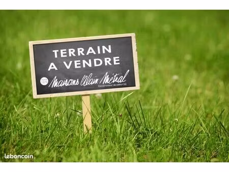 terrain 1 000 m² marlioz