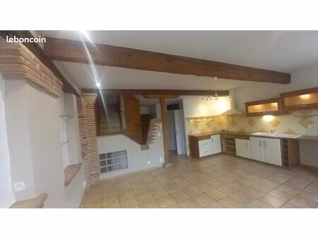 appartement t2 de caractere 57 m2