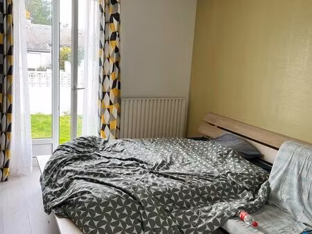 chambre à louer gesvrine