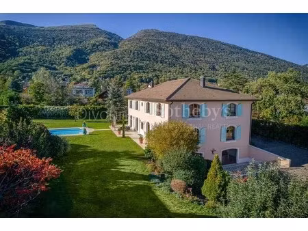 maison de luxe à vendre à échenevex : 2 990 000 € | 605m²