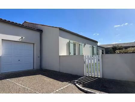 maison pont-l'abbé-d'arnoult 114.4 m² t-5 à vendre  244 950 €