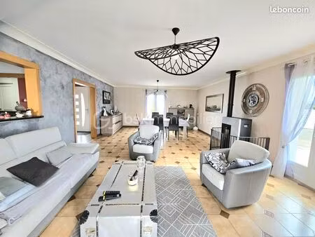 maison de village 6 pièces 140 m²