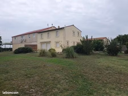 propriété 9 pièces 364 m²