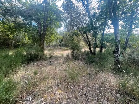 terrain constructible 3000m2