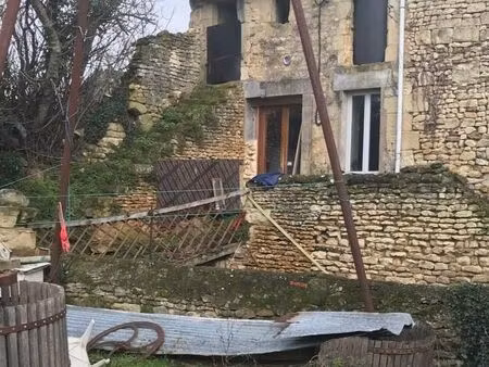 vente maison 60m2 + 300m2 jardin + 150m2 caves