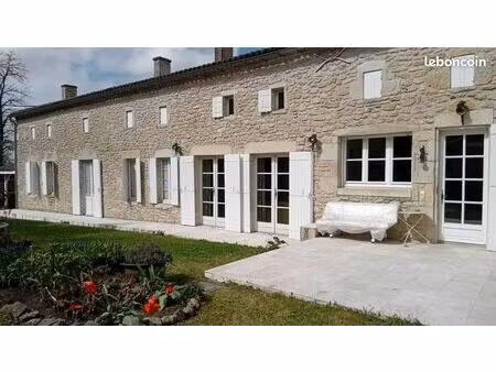 maison 8 pièces 290 m²