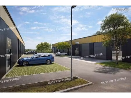 local d'activité 100 m²
