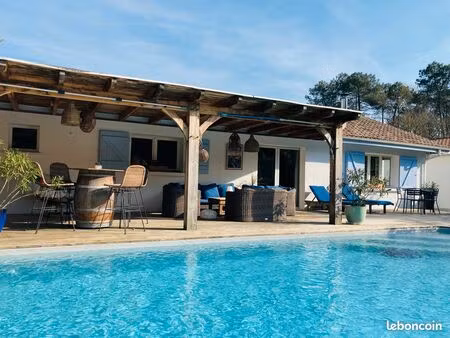 maison plain pied avec grande terrasse  piscine et dépendance