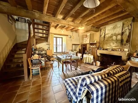 maison 7 pièces 192 m²