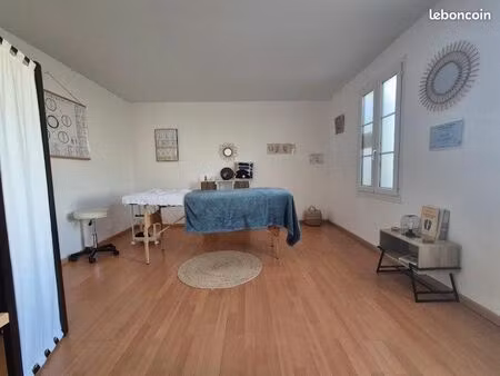 bureau paramédical à louer 450 cc