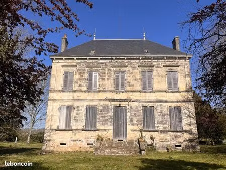 chateau 7 pièces 316 m²