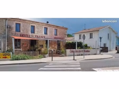 à vendre murs et fond immeuble commercial 537m2