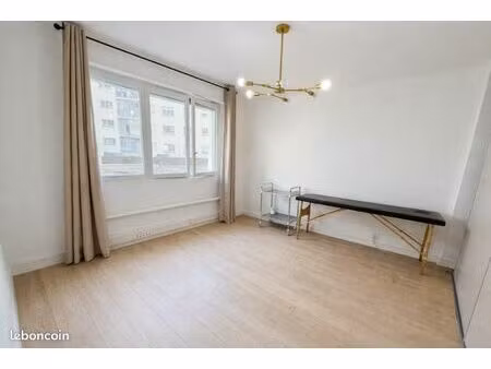 lot de 35 m2 - 2 bureaux - centre annecy