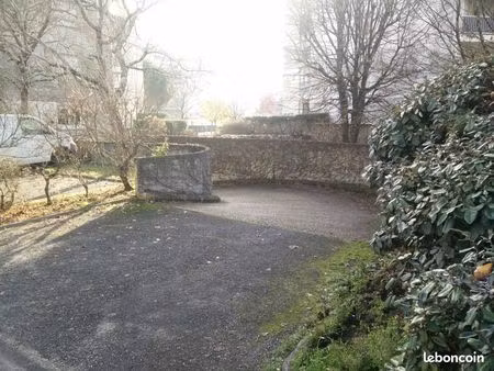 garage/box 18 m² merignac