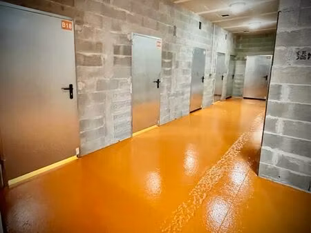 box de stockage garde-meuble emplacement véhicule