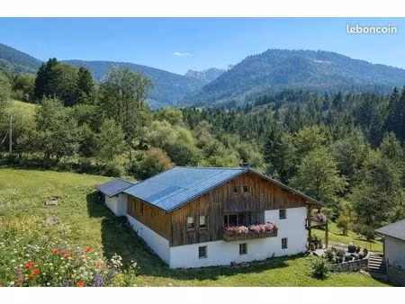 ferme 10 pièces 250 m²