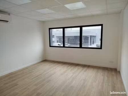 bureaux 51 m² annecy