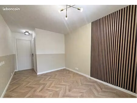 bureau 13m2 refait à neuf - lormont iris