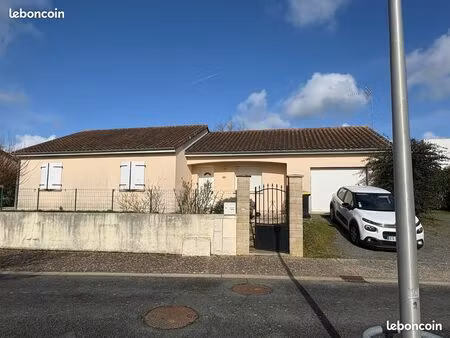 a louer (avril 2026) - maison individuelle - f4 (3 ch) - 98 m2 - poitiers quartier saint-e