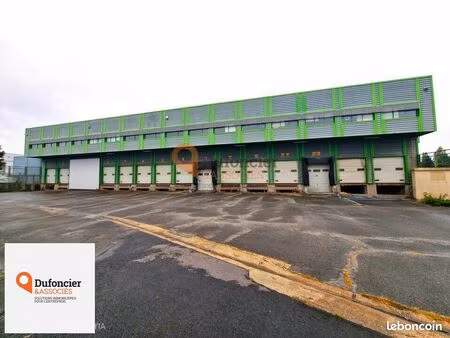 entrepot - logistique 4563 m² poitiers
