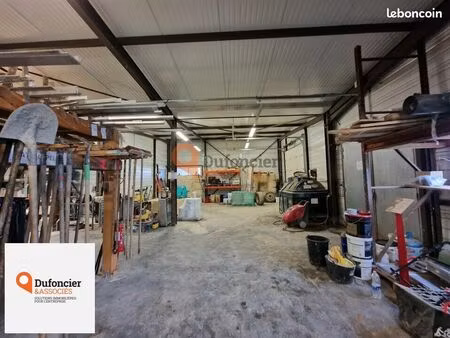 local d'activite 770 m² coulombiers