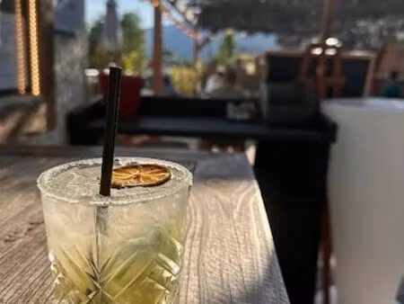 restaurant 82 m² saint-jean-de-sixt