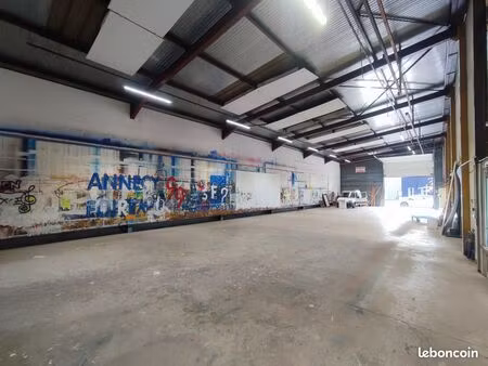 local d'activité à louer – zi vovray – 529 m²