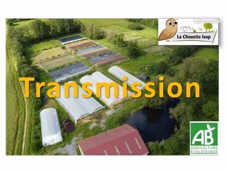 maison rénovée avec domaine de 10ha + ferme en agroforesterie maraichère bio