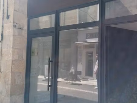 local commercial à louer