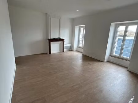 lumineux t2 à blaye-centre