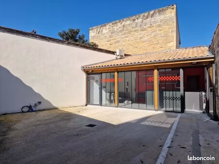 local commercial 225 m²