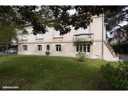 location bureau 18 m2 + salle d’attente et accès espace cuisine