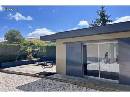 à louer – bureau indépendant à pessac (30 m²)