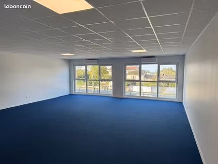 local espace santé lauduc : #sage femme #podologue