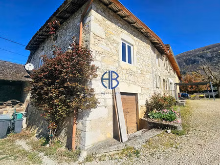 maison lhuis 5 pièce(s) 114 m2