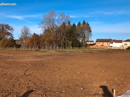 terrain 495 m² panazol