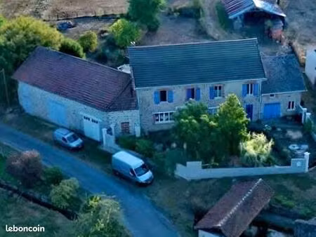 maison 6 pièces 255 m2