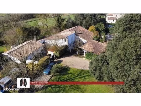 restaurant 209 m² baron