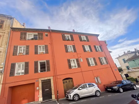 appartement de type 2 pieces. cannet mairie