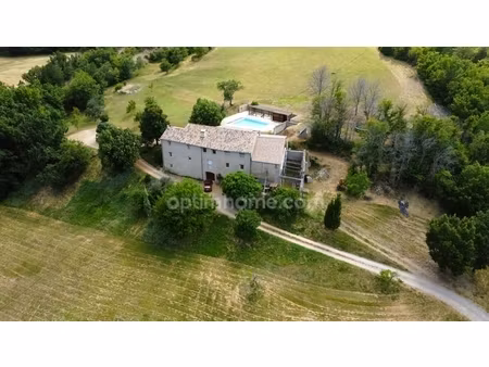 propriété de prestige xve - 2 5 ha avec source - vue panoramique - aiglun (04)