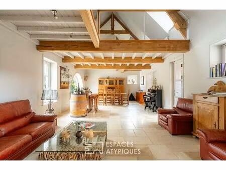 fermette au carré rénovée avec cour et pâture proche de lille