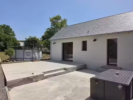 a proximité de blere  sur la commune de francueil  maison co